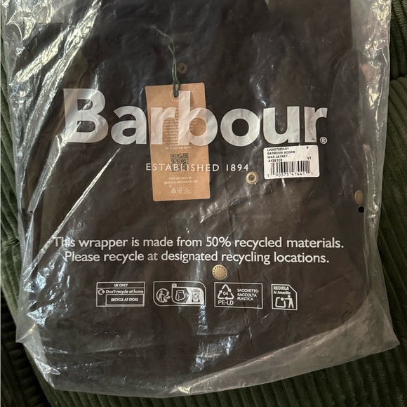 Barbour Acorn Waxed Cotton Jacket - Picture 7 of 7